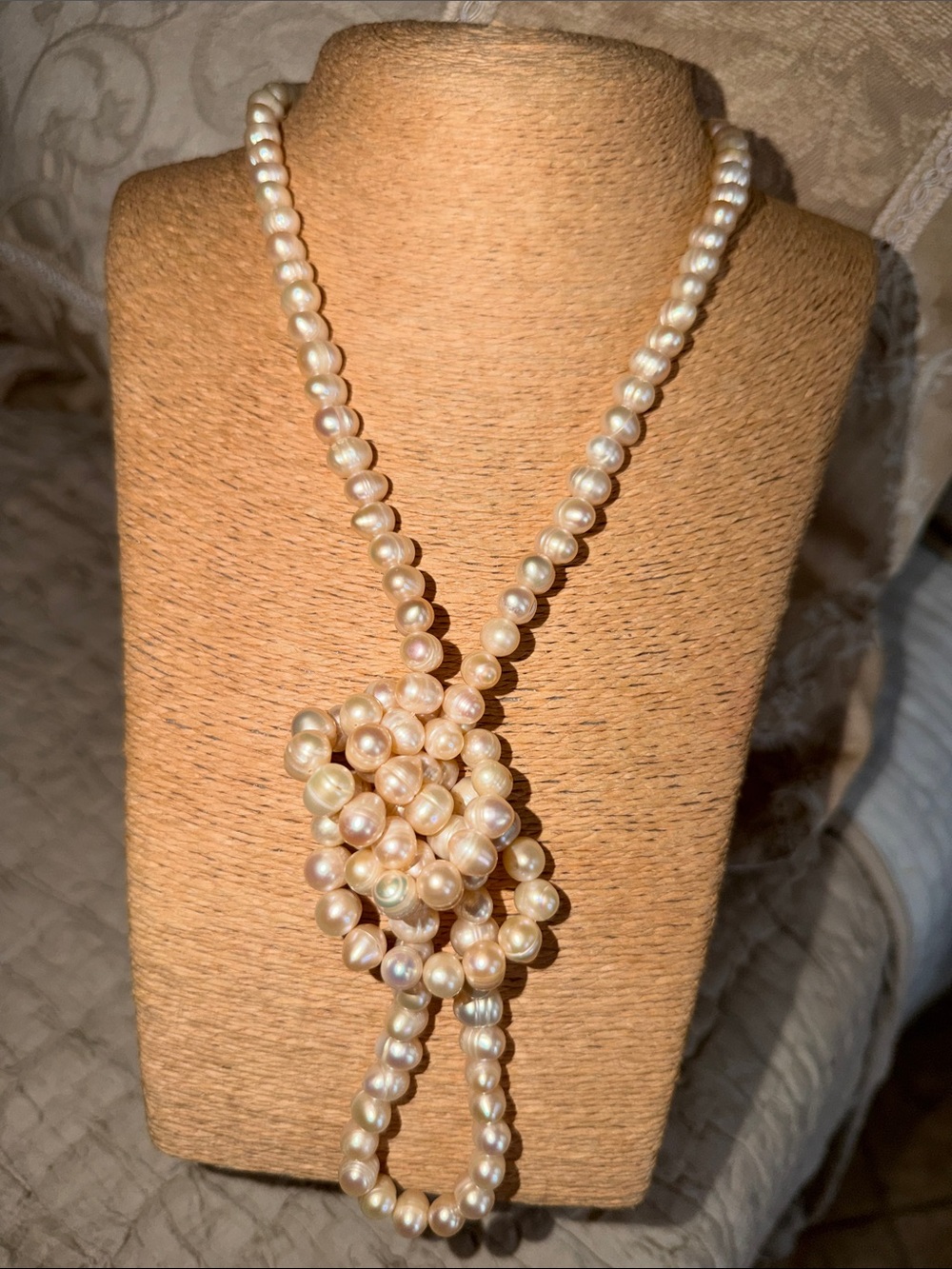 Classic Freshwater Pearl Strand Necklace opera length- Ivory gorgeous quality - Picture 6 of 16